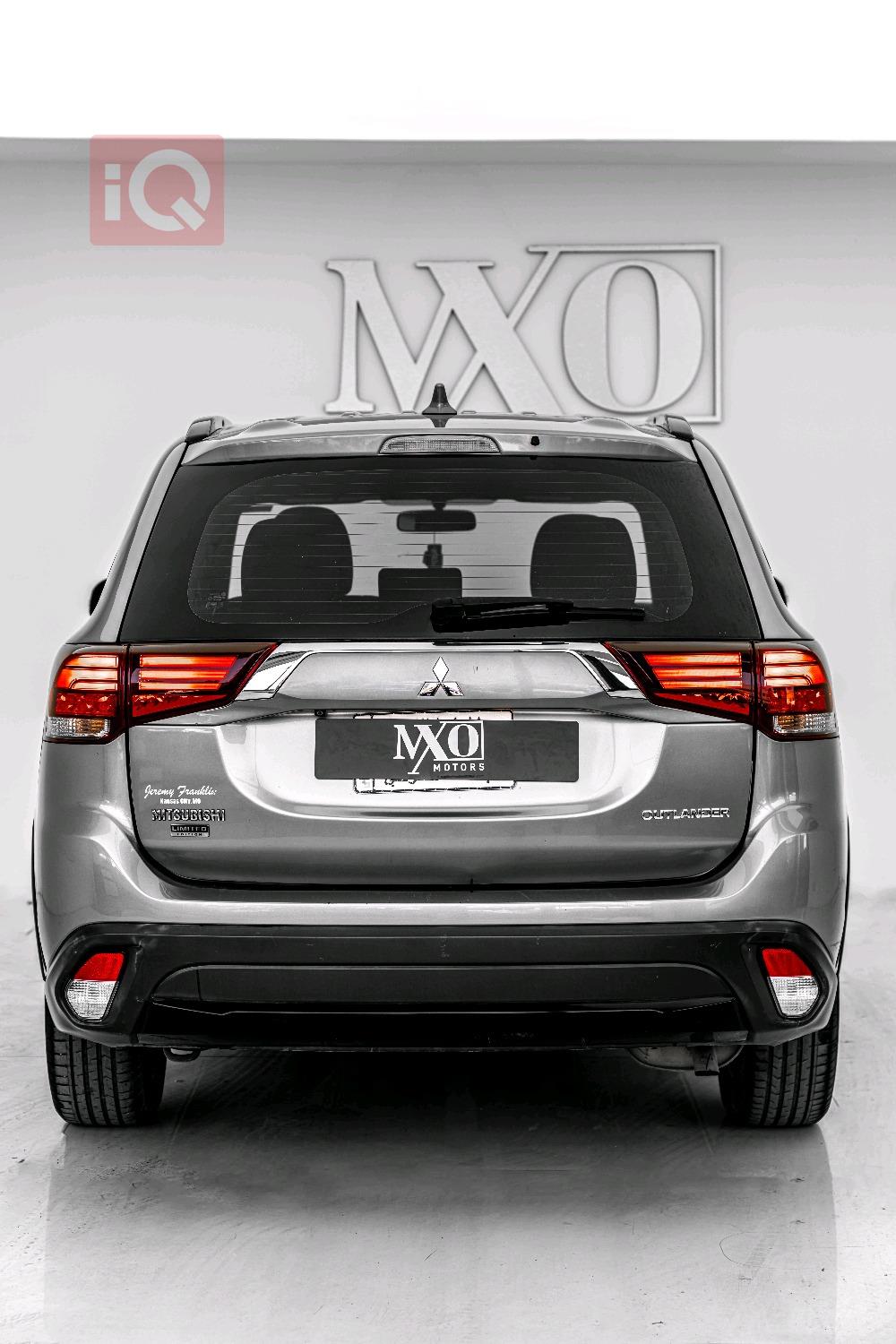 میتسوبیشی ئاوتلاندەر